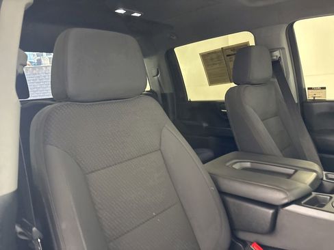 Used 2025 Chevrolet Silverado 3500 W/T image 26