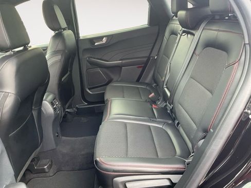 Used 2025 Ford Escape ST-Line image 13