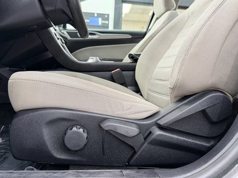 Used 2019 Ford Fusion S FWD image 42