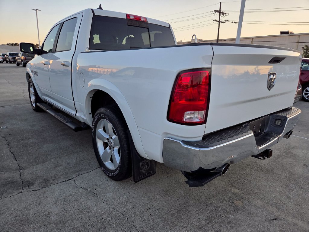 Used 2018 RAM 1500 SLT RWD image 2