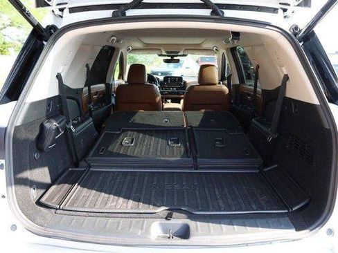 Used 2025 Nissan Pathfinder Platinum w/ Cargo Package FWD image 9