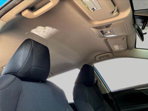 Used 2020 Toyota RAV4 LE w/ All Weather Liner Package FWD image 26