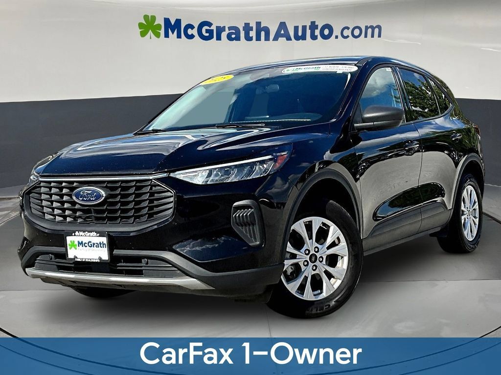 Used 2025 Ford Escape Active AWD/4WD image 3