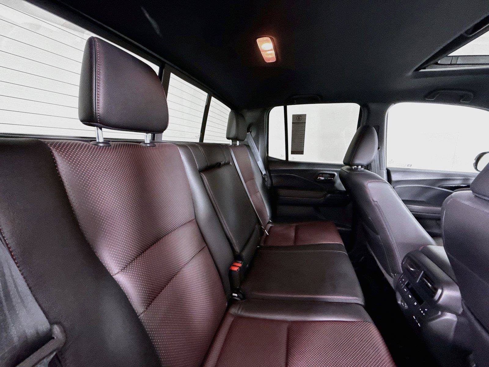Used 2024 Honda Ridgeline Black Edition image 40