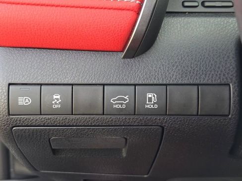 Used 2020 Toyota Camry XSE image 25