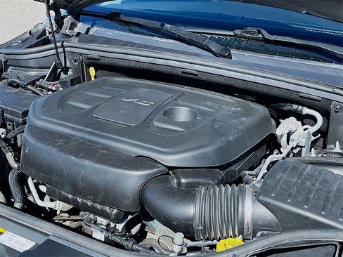 Used 2021 Dodge Durango SXT image 30