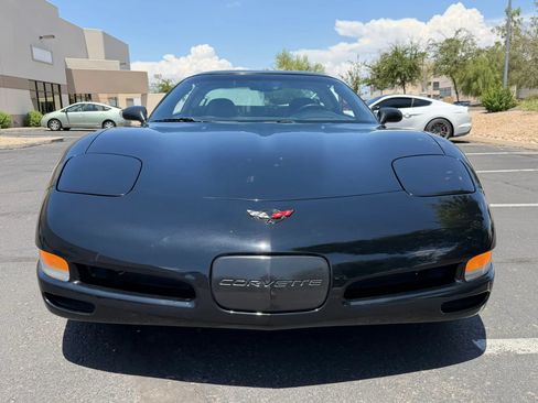Used 1999 Chevrolet Corvette Coupe w/ Memory Pkg RWD image 3