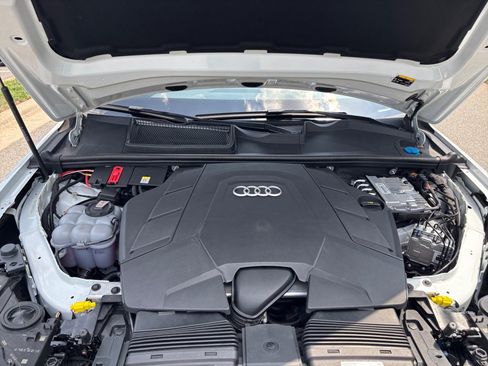Used 2023 Audi Q7 3.0T Prestige AWD/4WD image 16