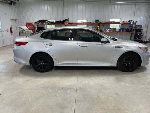 Used 2018 Kia Optima LX FWD image 8