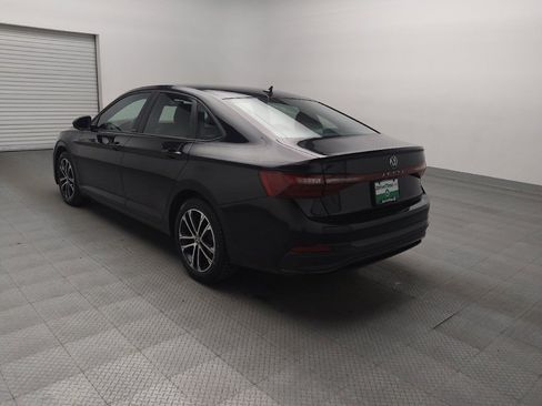 Used 2025 Volkswagen Jetta Sport image 5