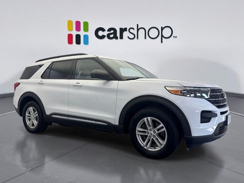 Used 2020 Ford Explorer XLT AWD/4WD image 7
