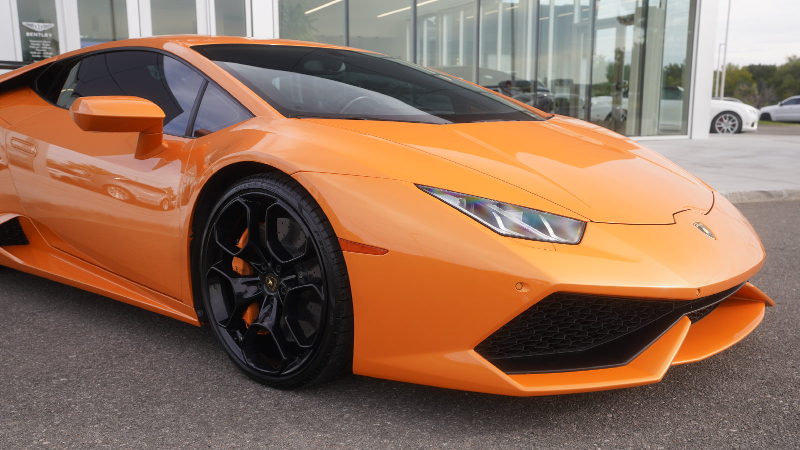 Used 2015 Lamborghini Huracan LP 610-4 AWD/4WD image 24