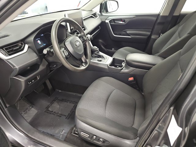 Certified 2025 Toyota RAV4 XLE AWD/4WD image 15