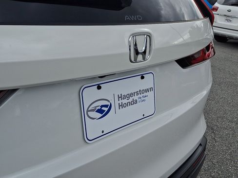 Used 2023 Honda CR-V EX image 30