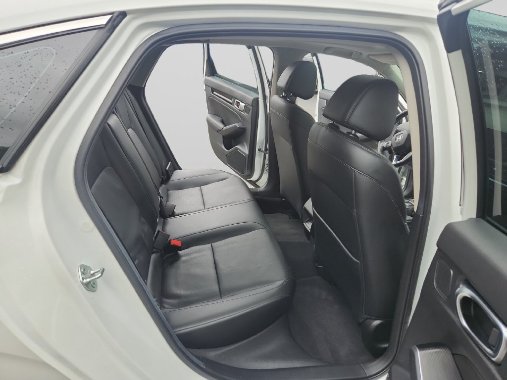Used 2024 Honda Civic Touring image 18