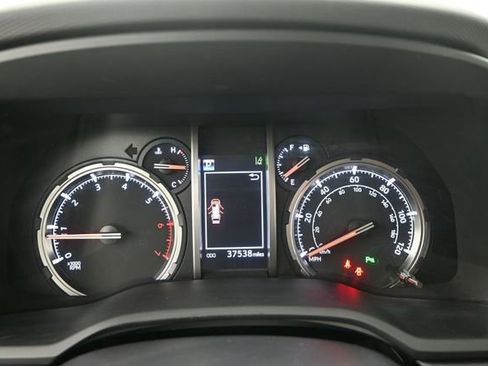 Used 2023 Toyota 4Runner Limited AWD/4WD image 11