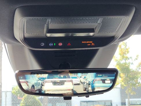 New 2026 Chevrolet Equinox EV RS image 10