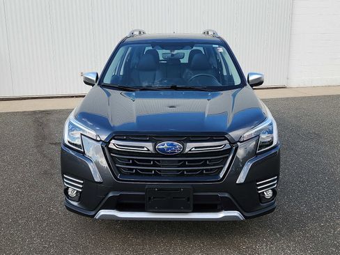 Used 2023 Subaru Forester Touring AWD/4WD image 2