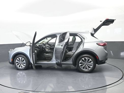 Used 2024 Buick Envision Preferred AWD/4WD image 87