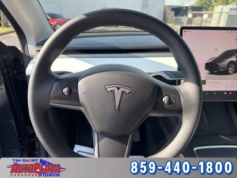 Used 2023 Tesla Model Y Long Range image 19