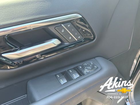 New 2026 Chevrolet Tahoe High Country w/ Sun And Tow Package AWD/4WD image 18