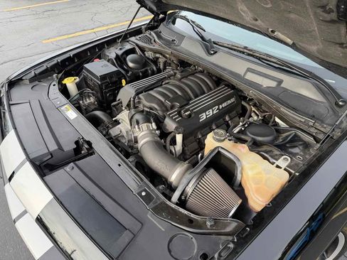 Used 2013 Dodge Challenger SRT8 w/ Harman Kardon Audio Group image 6