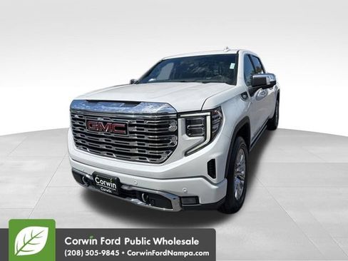 Used 2022 GMC Sierra 1500 Denali AWD/4WD image 1