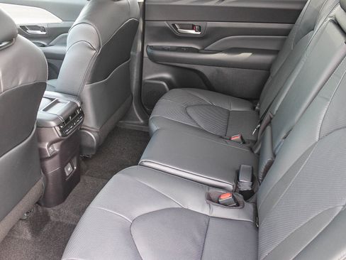 New 2026 Toyota Grand Highlander Limited image 21