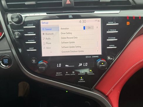 Used 2019 Toyota Camry XSE w/ Navigation Package FWD image 18