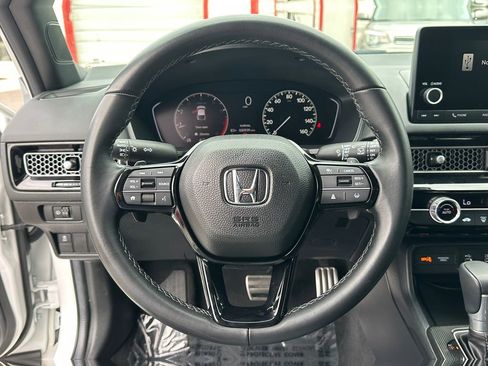 Used 2025 Honda Civic Sport image 18