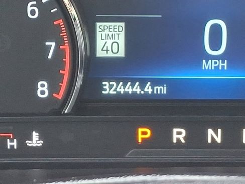 Certified 2022 Ford Explorer XLT w/ Equipment Group 202A image 21