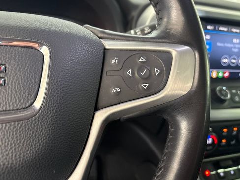 Used 2020 GMC Acadia SLT w/ Driver Alert Package II FWD image 43