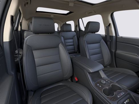 Used 2023 GMC Acadia Denali w/ Denali Ultimate Package image 10