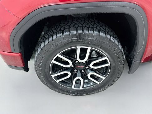 Used 2022 GMC Sierra 1500 AT4 w/ AT4 Premium Package AWD/4WD image 32