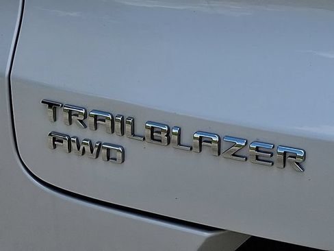 Used 2024 Chevrolet TrailBlazer ACTIV w/ Convenience Package AWD/4WD image 29