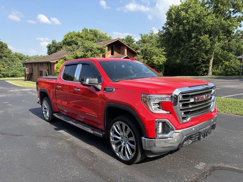 Used 2019 GMC Sierra 1500 SLT w/ SLT Premium Plus Package AWD/4WD image 3