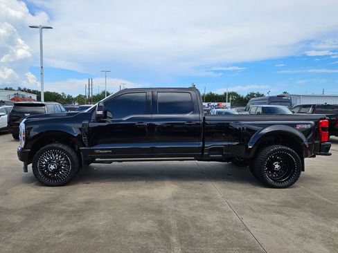 Used 2025 Ford F350 Platinum AWD/4WD image 9