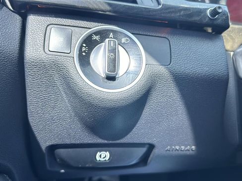 Used 2011 Mercedes-Benz E 350 Sport image 6