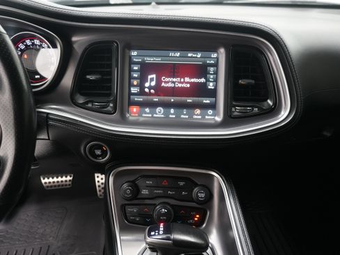 Used 2020 Dodge Challenger R/T Scat Pack w/ Plus Package RWD image 19