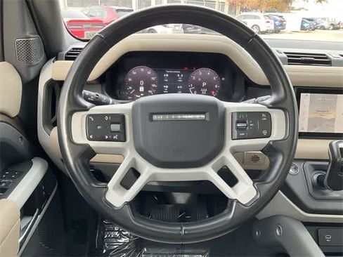 Used 2023 Land Rover Defender 110 S image 19
