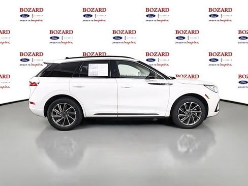 Certified 2025 Lincoln Corsair Grand Touring w/ Equipment Group 301A AWD/4WD image 9
