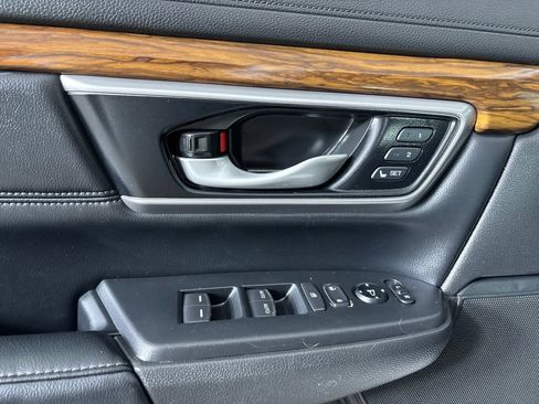 Used 2022 Honda CR-V EX-L image 9
