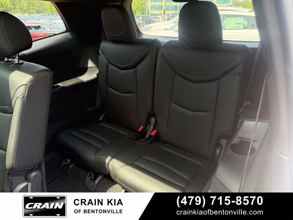 Used 2024 Cadillac XT6 Luxury AWD/4WD image 23