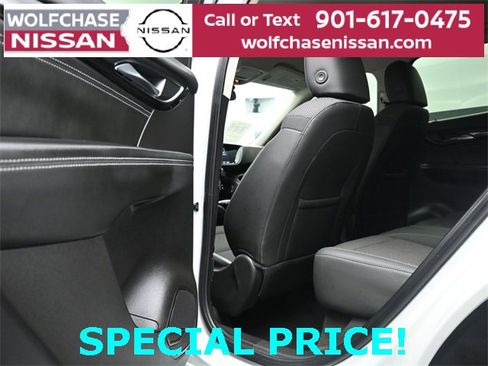 Used 2023 Buick Envision Preferred image 13