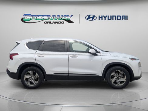 Used 2021 Hyundai Santa Fe SE FWD image 9