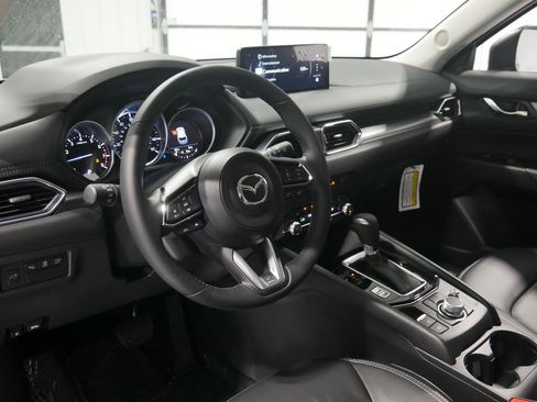 New 2025 MAZDA CX-5 AWD 2.5 S w/ Preferred Package image 9