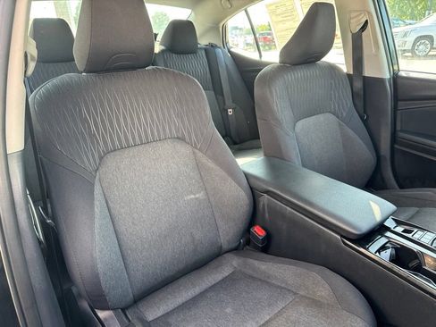 Used 2025 Toyota Camry LE FWD image 35