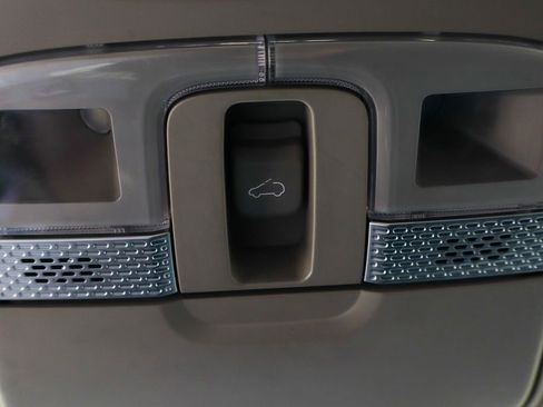 Used 2022 Kia Telluride EX w/ EX Premium Package image 27