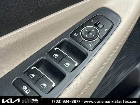 Used 2022 Hyundai Santa Fe SEL w/ Cargo Package image 16