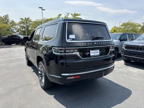 New 2024 Jeep Grand Wagoneer Series III w/ Flexible Seating Group image 6